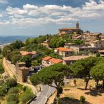 Cosa vedere a Montalcino: Gemme Nascoste e Viste Incantevoli della Toscana