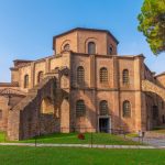 Cosa vedere a Ravenna: Meraviglie Bizantine e Mosaici da Sogno!