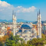 Cosa vedere a Tirana: Gioielli Nascosti della Capitale Albanese!